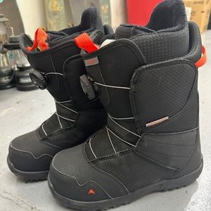 Burton boys youth size big boy 7 snow boot